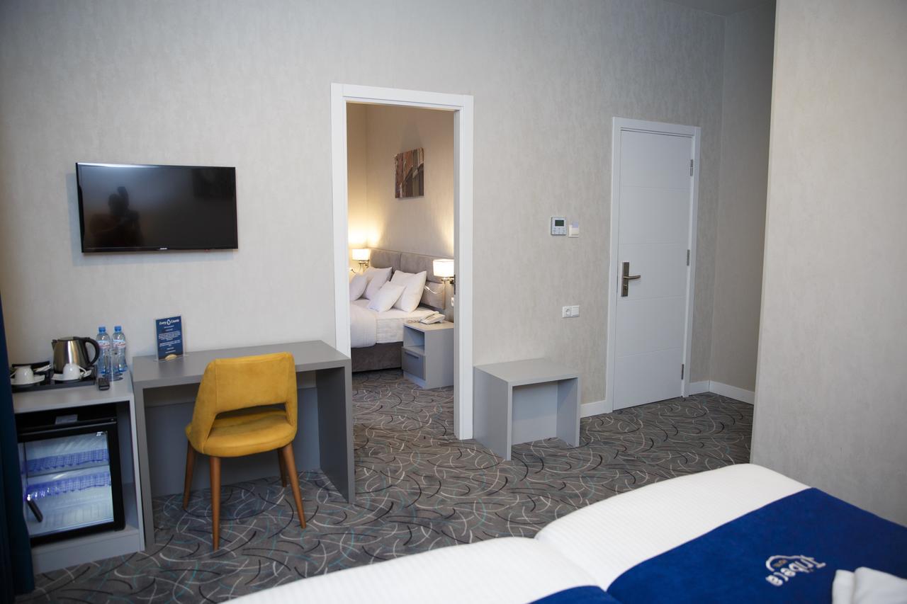 Tribeca Hotel Τυφλίδα Εξωτερικό φωτογραφία
