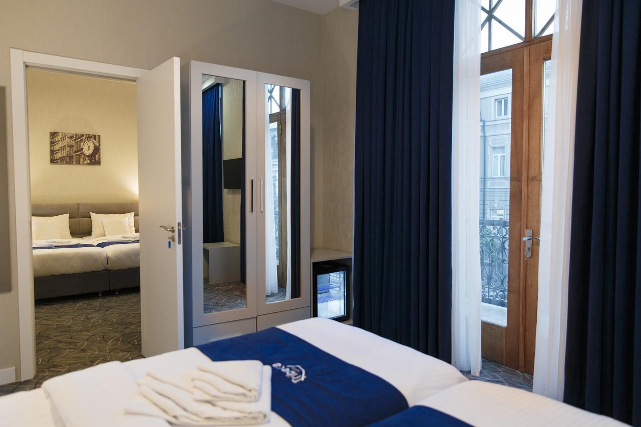 Tribeca Hotel Τυφλίδα Εξωτερικό φωτογραφία