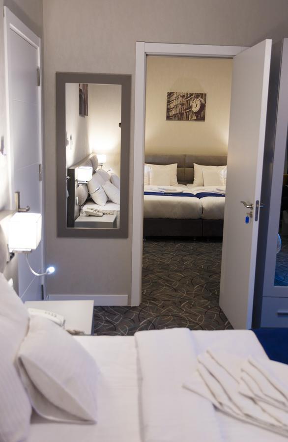 Tribeca Hotel Τυφλίδα Εξωτερικό φωτογραφία
